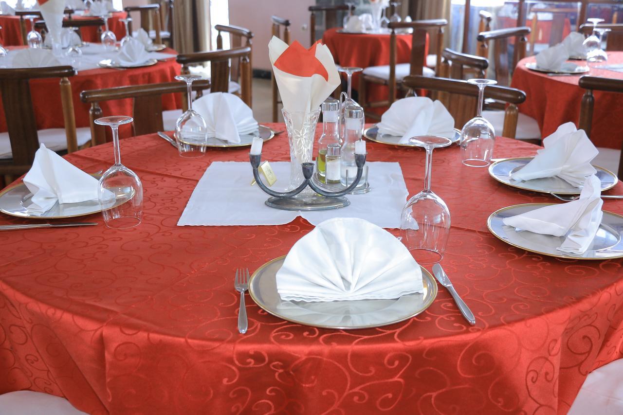 Vip Palace 2 Hotel Goma Екстериор снимка